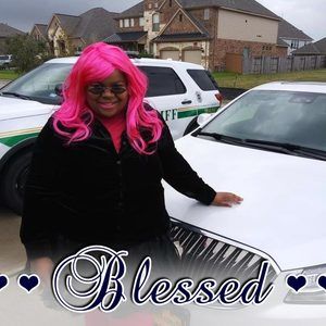 Meet your Posher, Neisha